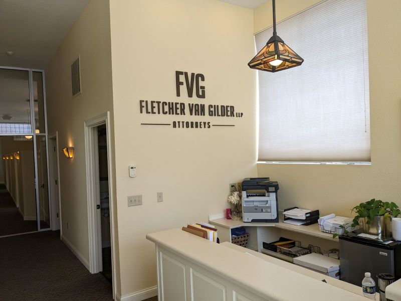 Custom dimensional letters